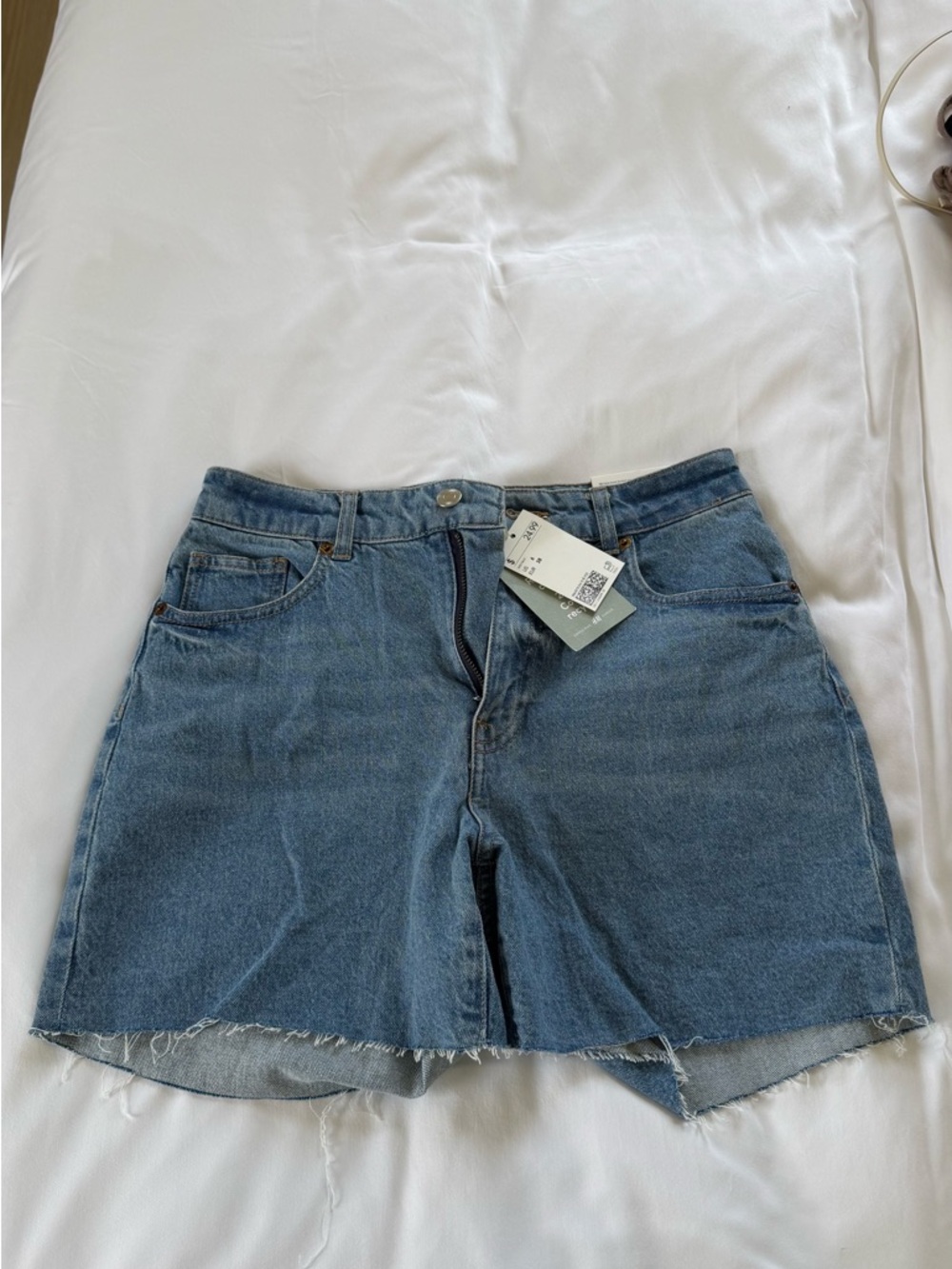 H&M Denim women’s shorts Size 6
